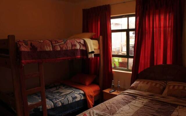 Feel at Home - Hostel