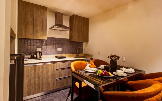 Rhythm Gurugram, Hotel & Suites, Sohna Road