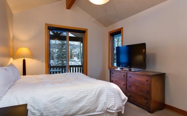 Abode at the Cove