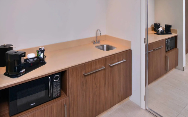 Courtyard by Marriott Columbus Grove City