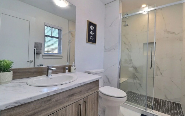 GLOBALSTAY. New 3 Bedroom House in a Quiet Area