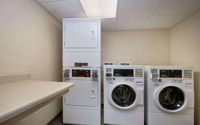 Hampton Inn - Naples - I-75