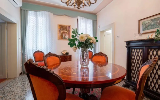 The Arsenal Large Apartment
