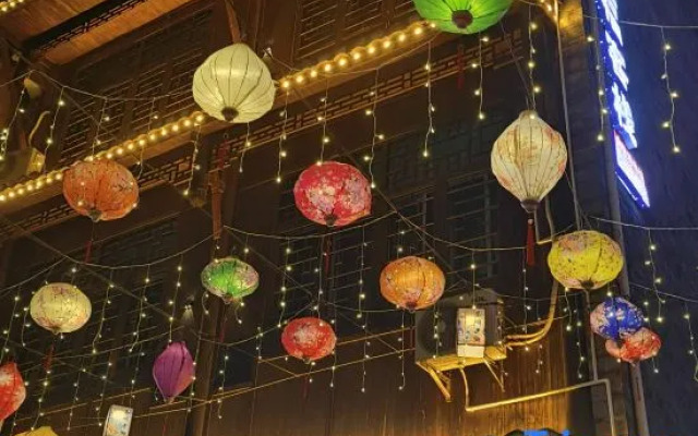 Tongfu Inn (Border Town Tea Cave Scenic Area Branch)