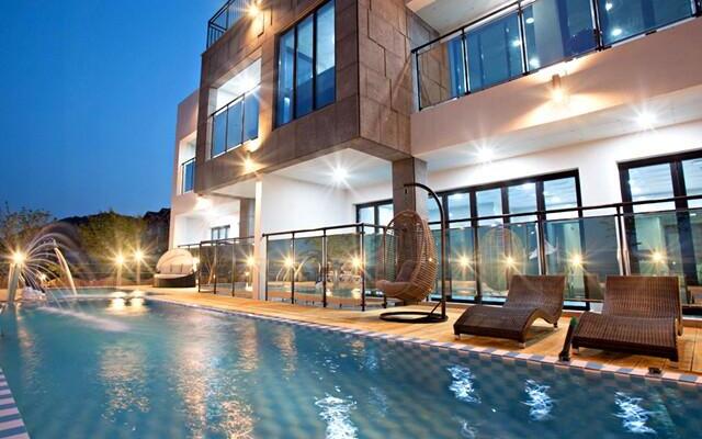Sea and View poolvilla