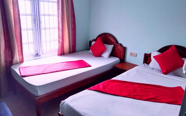 Hotel Niladrii Palace