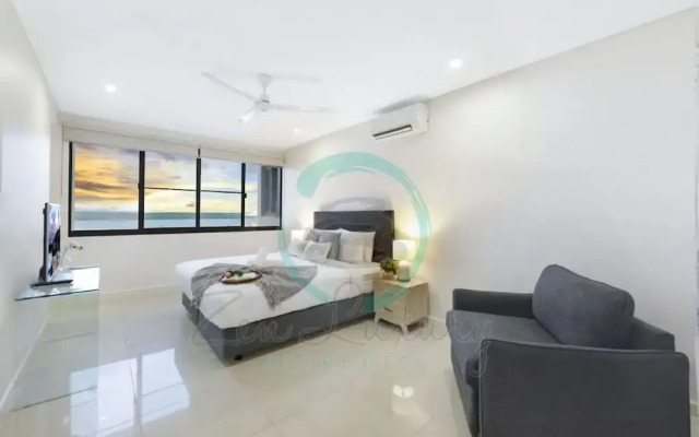 Zen Ocean Charm 3BR Luxury W Front Apt Pool BBQ