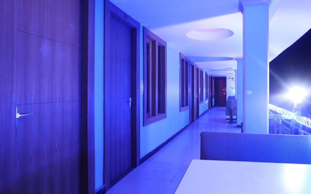 Hotel Moon