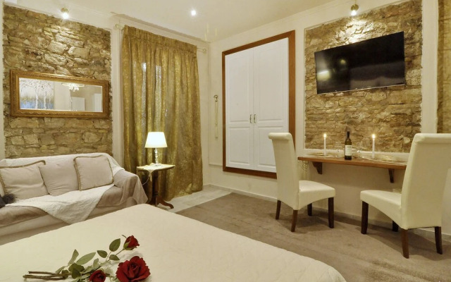 Venetian Suites Metropolis by Konnect, Old Corfu Town