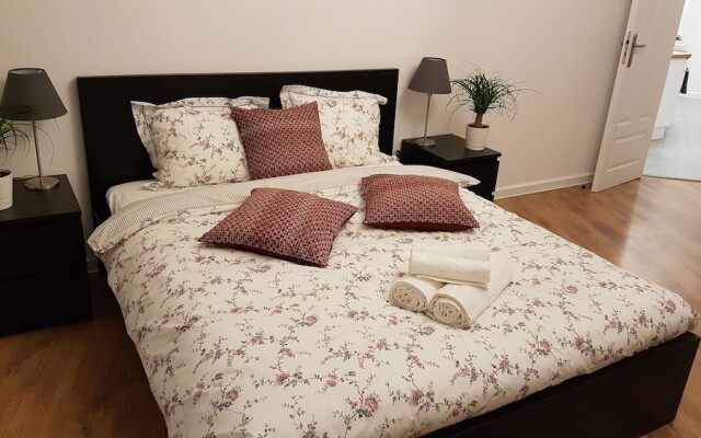 WS Old Town Apartments