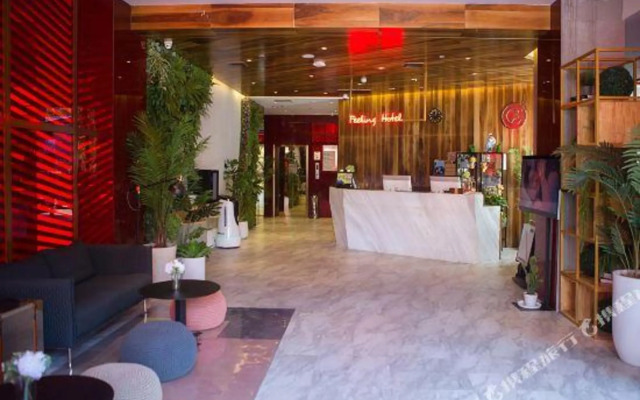 Feeling Hotel