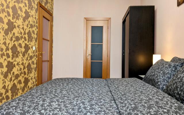 The apartment is available on Bolshaya Dorogomilovskaya 9