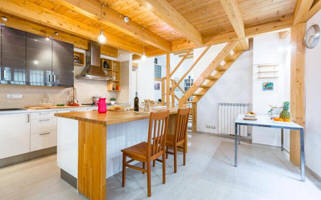 Ma Maison - Family Apartment at the Historical Center