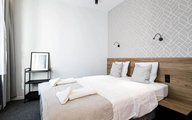 2homerent Estrella 9 Old Town View
