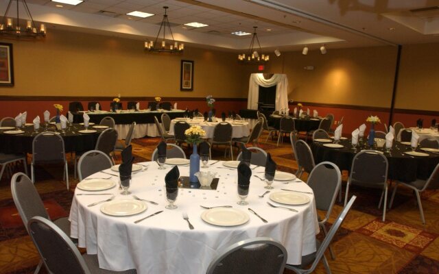 DoubleTree by Hilton Owatonna