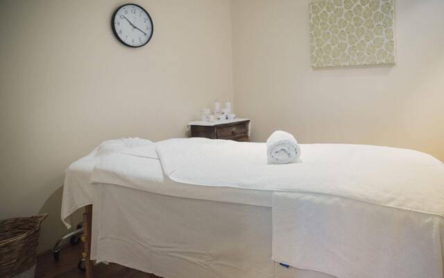 Macedon Ranges Hotel & Spa