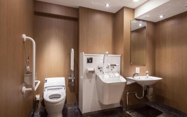 Apa Hotel Ginza Kyobashi Tokyo Eki Yaesu Minamiguchi