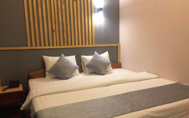 Chau Long Mini Hotel