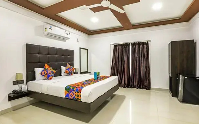 Fabhotel Moon Roof Resort