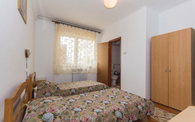 Amazing Apartment in Pula With 2 Bedrooms
