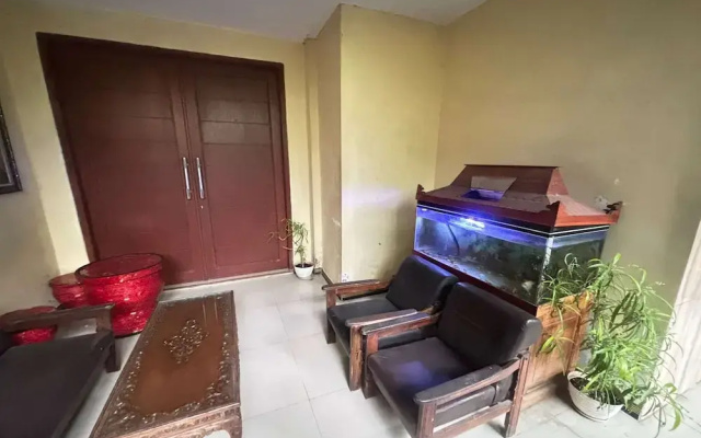 OYO 95097 Griya Asri Guest House