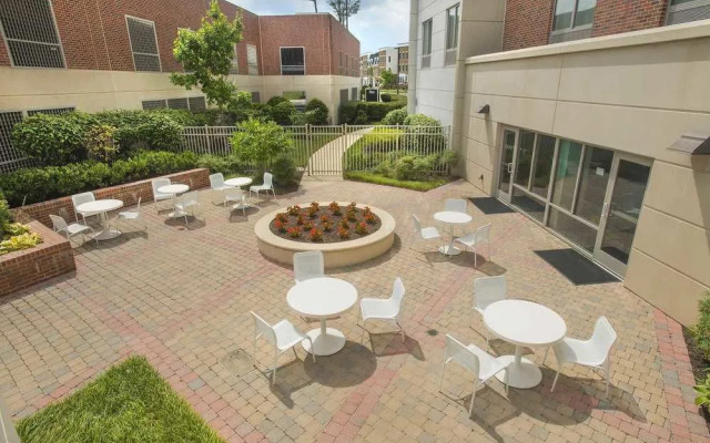 SpringHill Suites Fairfax Fair Oaks