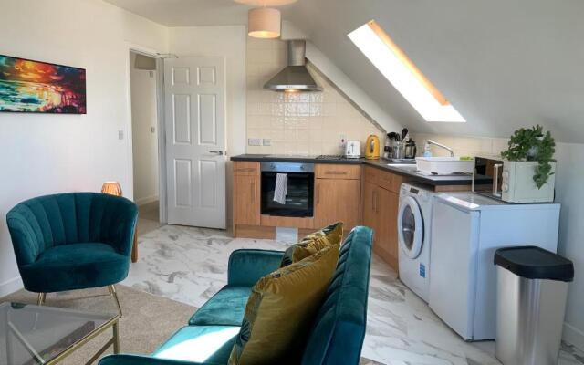 Luxurious Loft Flat 2-bed/2-bath
