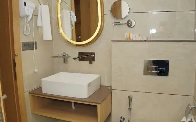 The Apline Hotel Aligarh