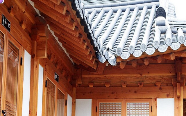 Heungbuga Hanok Guesthouse