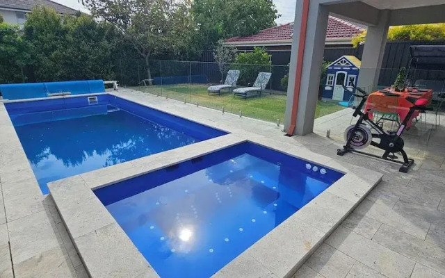 Architect 4BR w Pool River Walk