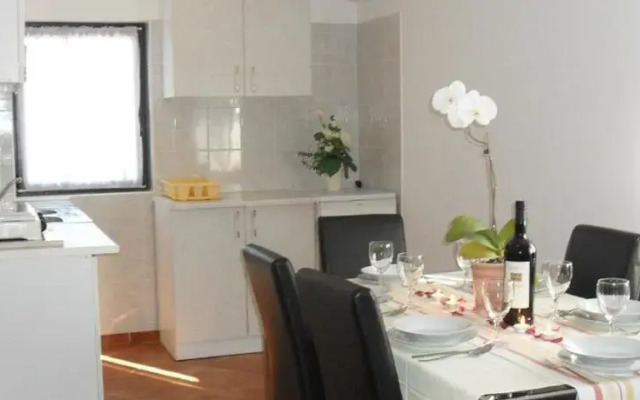 Apartments Miljak