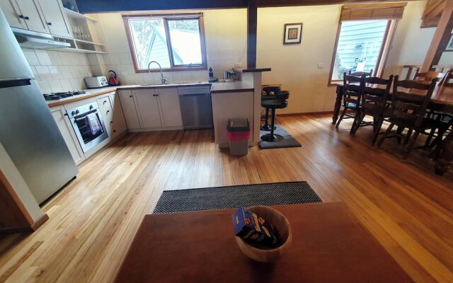 SNOWED INN apartment