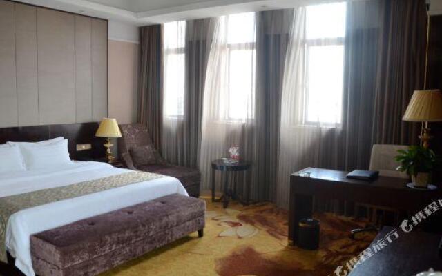 Sanhe International Hotel