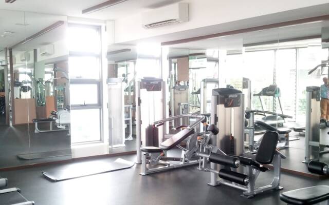 Robertson Suites Z