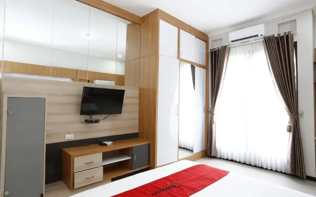 RedDoorz @ Merapi View