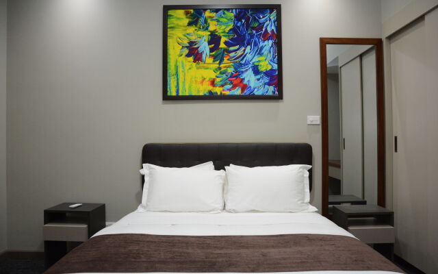 Ratsun Nadi Airport Apartment Hotel