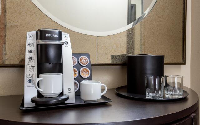 Crowne Plaza Milwaukee South by IHG