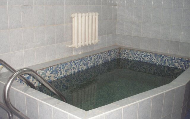 Tri Peskarya Hotel