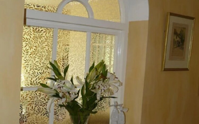 Pine Lodge Bed & Breakfast