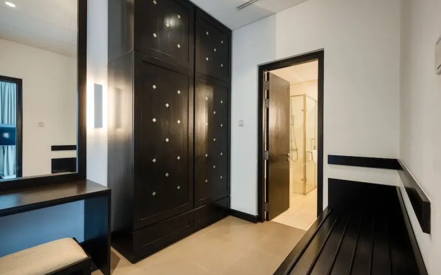 Orion City Hotel