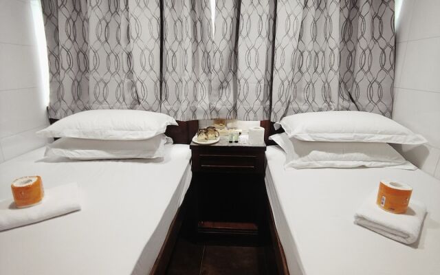Four Seasons Hostel