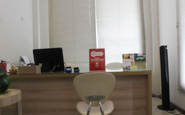 ZEN Rooms Kuningan Anggrek