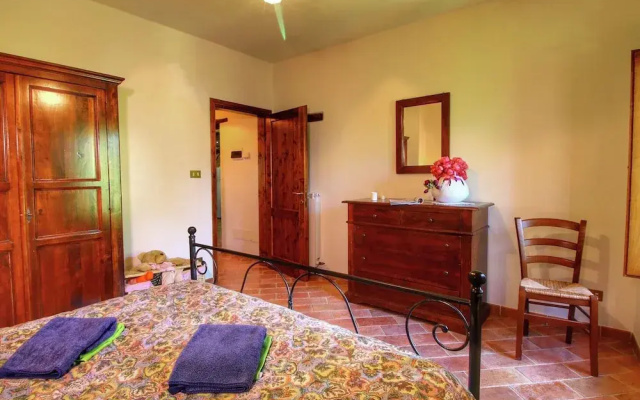 Striking Farmhouse, Ortignano