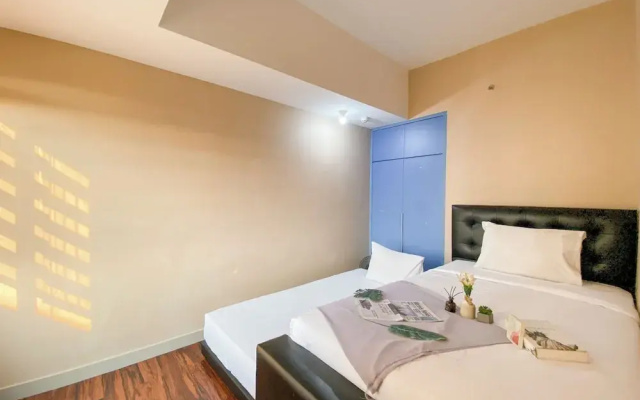 Great Choice 2Br At Lrt City Jatibening Apartment