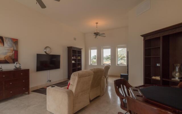 Spacious 5 BR W/amazing Ocean View at Villa del Mar