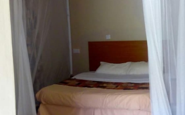 Savannah Lodge Nguluni