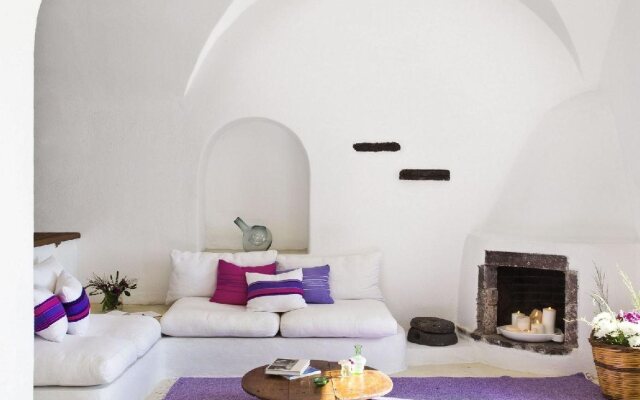 Perivolas Lifestyle Houses