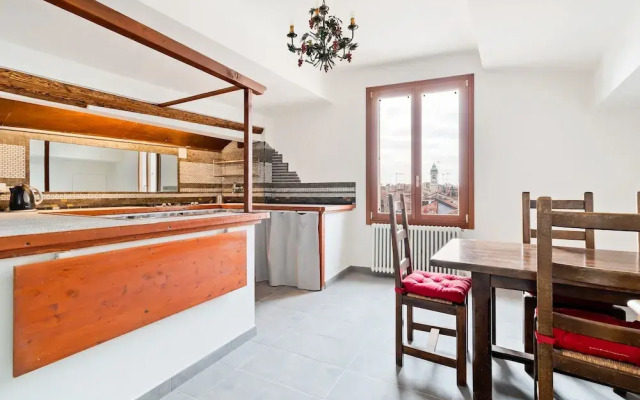 Ponte di Rialto Penthouse with Panoramic Terrace