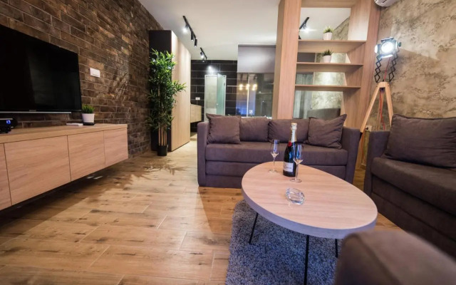 Empire Luxury Apartments