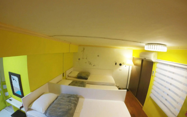 Cape 42 Hostel I